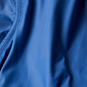 Chaqueta Cargo WeatherShield para Hombre con Logotipo Personalizado – Chaqueta Protectora para el Viento, la Lluvia y el Uso Diario - Product Image 3
