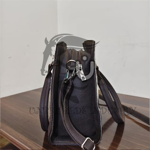 Bolso tote vintage de cuero genuino negro con cierre de cremallera y correa ajustable - Product Image 1