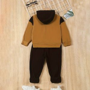 Conjunto Deportivo para Niños, Modelo 2026, Tela Premium, Costuras Resistentes, Ideal para Deportes y Uso Casual - Product Image 2