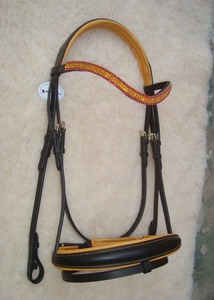 Annabelle, fabricante de artículos de cuero genuino al por mayor, accesorios para caballos, bridas y riendas, con posibilidad de personalizar el tamaño. - Product Image 6