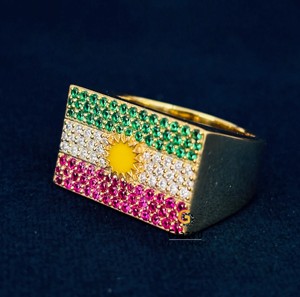 Atractivo Anillo de Plata de Ley 925 con Incrustaciones de Diamantes Moissanite de Corte Brillante Redondo, Estilo Hip Hop, Bandera de Kurdistán, para Hombre - Product Image 2