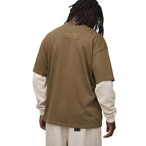 Camiseta de hombre con bolsillo en la manga, color liso, algodón de alta densidad, corte holgado, estilo urbano, marca privada, OEM, suministro al por mayor - Product Image 3