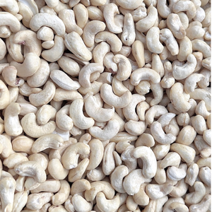 ผลิตและจำหน่ายเม็ดมะม่วงหิมพานต์ Ww320 คุณภาพดีที่สุด เม็ดมะม่วงหิมพานต์ออร์แกนิกขายส่ง ส่งออกไปยังเอเชีย ยุโรป และตะวันออกกลาง - Product Image 1