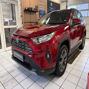 โตโยต้า RAV4 2024 – รถเอสยูวีไฮบริดสุดเท่ พร้อมเทคโนโลยีอัจฉริยะและระบบขับเคลื่อนสี่ล้อ - Product Image 1