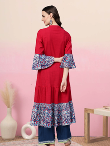 Kurta Anarkali de Mujer Rosa de Rayón y Algodón con Estampado Ajrakh, Cuello Mao, Manga Tres Cuartos, Diseño Étnico Global - Product Image 3