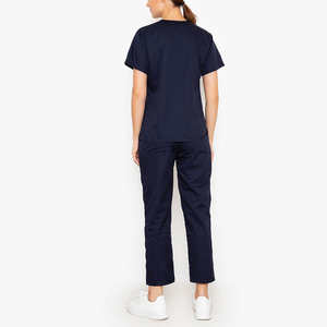 Uniforme Médico Ligero que Ofrece Comodidad, Flexibilidad y Soporte para Profesionales de la Salud - Product Image 2