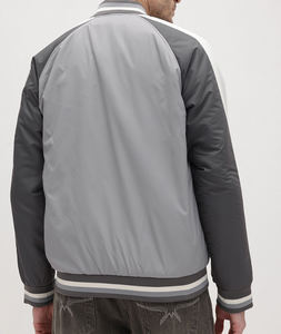 เสื้อแจ็คเก็ตวาร์ซิตี้คุณภาพสูงแบบยูนิเซ็กซ์ คอตั้ง ปักโลโก้ตามสั่ง ผ้าขนสัตว์/โพลีเอสเตอร์ พร้อมสำหรับฤดูหนาว - Product Image 2