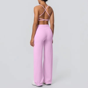 Conjunto de yoga de 2 piezas para mujer, de color liso, de secado rápido, sin costuras, transpirable, a prueba de golpes, con sujetador de tiras y leggings deportivos de cintura alta con efecto levantacola. - Product Image 2