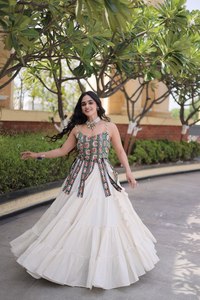 Lehenga Choli 100% coton pour femmes pour les festivals de Navratri à prix de gros, Lehenga glamour - Product Image 6