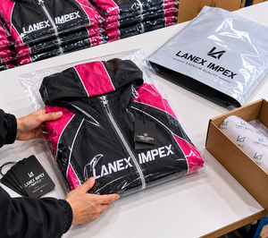 Custom Unisex Hooded Windbreaker Jacket Black Pink Contrast Panel Lightweight Zip Up Sportswear Casual Streetwear OEM Service - Product Image 5