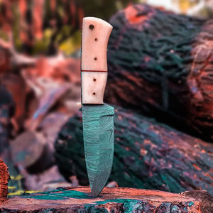 Cuchillo de Caza de Acero de Damasco Hecho a Mano con Diseño de Espiga Completa y Agarre Cómodo para Actividades al Aire Libre, Camping, Senderismo y Caza - Product Image 2