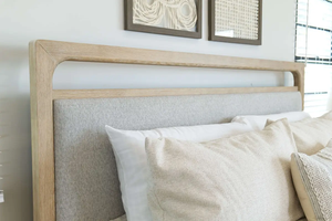 Modern Scandinavian Bedroom Set <b>Queen</b> <b>Size</b> Solid Wood <b>Bed</b> Dresser Nightstand With Storage Drawers Light Wood Tone - Product Image 3
