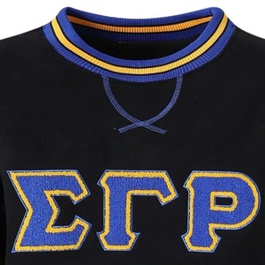 เสื้อสเวตเชิ้ต Sigma Gamma Rho Chenille ลายตัวอักษรกรีกสำหรับผู้หญิง สีดำ ทอง น้ำเงิน ลายทาง มีกระเป๋า คอกลม เสื้อพูลโอเวอร์สำหรับชมรมนักศึกษา - Product Image 4