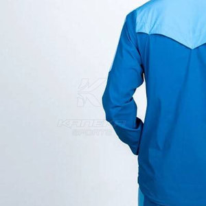 Veste d'hiver à capuche pour l'extérieur, coupe classique confortable, logo sur le devant, respirante et écologique pour les aventures quotidiennes - Product Image 5