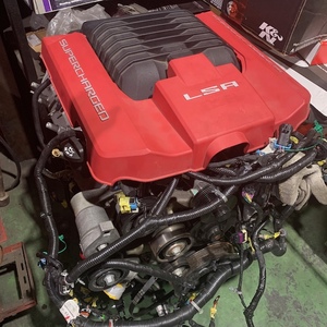 Paquete de motor LSA. Motor V8 supercargado ZL1 LSA de 6.2 litros usado para alta potencia en calle y pista. Transmisión 6L90E. - Product Image 1