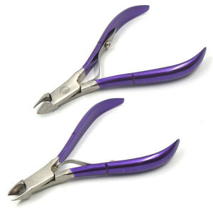 Coupe-ongles et pince à cuticules de haute qualité en acier inoxydable à long manche pour manucure et pédicure - Product Image 2