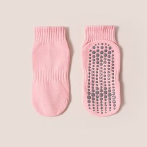 Wholesale Simple Style <b>Socks</b> Custom Logo Embroidered Heart <b>Grip</b> Pilates <b>Socks</b> Non Slip Yoga <b>Socks</b> for Women Multicolor - Product Image 3