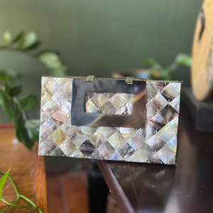 Best Fashion Mother of Pearl Inlay <b>Clutch</b> Handbag in <b>White</b> MOP with Chains for Girls & Ladies - Product Image 1