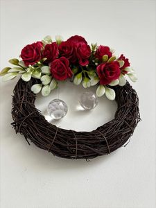 Corona de Rosas Rojas Románticas Hechas a Mano, Flores Decorativas de Ratán para Colgar en la Pared, para el Día de San Valentín, Redonda, Sin Iluminación, Paquete Individual - Product Image 3