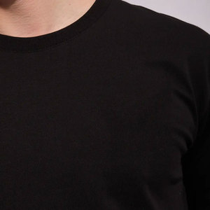 Camiseta tejida transpirable de algodón jersey, corte largo, lisa, anti-bolitas, cuello redondo, estilo vintage para hombre en oferta - Product Image 6