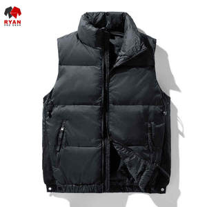 Chalecos Acolchados Ryan Pro Gear de Diseño Personalizado para Hombre, Relleno de Poliéster, Tela Cómoda con Logotipo Personalizado y Diseño de Bolsillos - Product Image 1