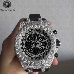 Montre de luxe Charm_Jewells en acier inoxydable, boîtier carré de 40 mm, cadran analogique, verre chronographe, mouvement mécanique, date automatique, bracelet en caoutchouc - Product Image 4