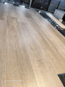 Parquet Moderno de PVC SPC, Impermeable, Ecológico, Antideslizante, de Tablas Anchas, Instalación con Sistema de Clic, para Interiores, Dormitorios, Salas de Estar, Cocinas - Product Image 4