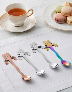 Cuillères Hugging Kitty en acier inoxydable, design mignon, compatibles lave-vaisselle, ensemble de couverts en métal pour café, thé et fêtes - Product Image 5