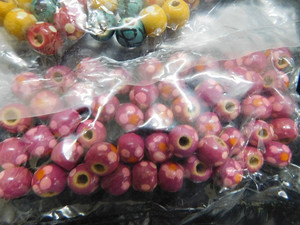 Cuentas de Vidrio Millefiori Redondas Azules Hechas a Mano en Tamaños Variados para Diseñadores de Joyería Africana para Reventa, Marca Conifer - Product Image 2