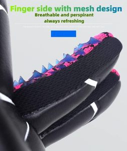 ถุงมือผู้รักษาประตูฟุตบอลแบบเต็มนิ้ว พิมพ์ลายแบบ Sublimation กันลื่น ระบายอากาศได้ดี แห้งเร็ว ปรับแต่งได้ ใช้ได้ทั้งชายและหญิง วัสดุ PU - Product Image 2