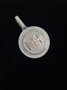 Pendentif personnalisé de luxe en moissanite certifiée, entièrement serti, bicolore, style hip-hop, avec initiale, en argent sterling 925, cadeau - Product Image 3