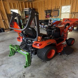 Serie de Mini Tractores Kubota BX23S |   Tractor Agrícola Compacto 4x4 para Agricultura |   Nuevo Tractor Kubota Disponible para la Venta - Product Image 1
