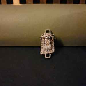 Pendentif Hip Hop Jésus avec diamant de laboratoire 2 carats en acier inoxydable unisexe pour toutes les occasions - Product Image 3