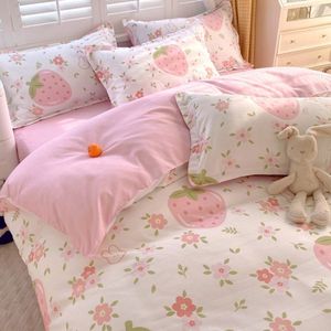"3D Striped Pink & White Duvet <b>Cover</b> Set for Queen Size <b>Bed</b> with Zipper Closure & Strawberry Pattern" - Product Image 3