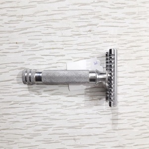 Gun <b>Black</b> Zinc Alloy Style Men's Beard Shaving Custom Barber Safety Razor Stainless Steel Double <b>Edge</b> Blade Razor - Product Image 5