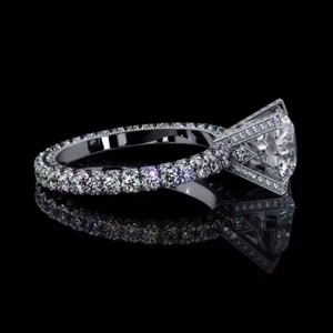 Bague de fiançailles et de mariage solitaire ronde 2 carats en diamant de laboratoire F VS1, or blanc 14 carats, certifiée IGI, bijou de luxe pour femme, cadeau - Product Image 1