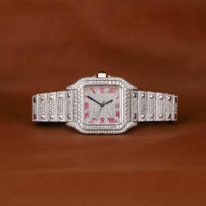 Montre de luxe en quartz entièrement sertie de diamants Moissanite, boîtier en acier inoxydable 41 mm, résistance à l'eau 10 bars, chiffres romains classiques roses - Product Image 6