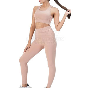 Ensemble de yoga pour femmes fabriqué au Pakistan à prix abordable, ensemble de yoga confortable pour femmes, vente en ligne d'ensembles de yoga pour femmes - Product Image 4