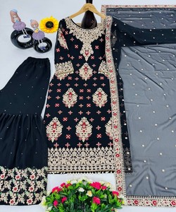 Conjunto de Moda: Top Sharara con Bordado de Lentejuelas y Dupatta Negro 84919 - Product Image 3