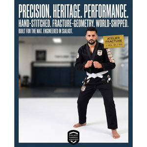 Conjunto de Camiseta de Jiu Jitsu Brasileño Personalizable de 380 GSM con Tejido Perla Premium OEM para Hombre con Bordado de Patrón Sólido - Product Image 5