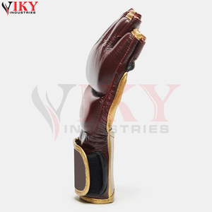 Service OEM ODM, produit durable à prix de gros auprès du meilleur fournisseur. Nouveaux gants de MMA en cuir de luxe bordeaux et or, tendance. - Product Image 4