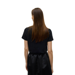 เสื้อยืดคอกลมแขนสั้นผู้หญิงแบบขายส่ง ผลิตตามสั่ง (OEM) ผ้าฝ้าย 100% ทรงปกติ สวมใส่สบาย ระบายอากาศได้ดี เหมาะกับทุกฤดูกาล - Product Image 3