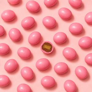 Pink <b>Chocolate</b> Covered Dried Guava Sweets In Custom Box Packaging For Healthy Food Wholesale Exporters - Product Image 5