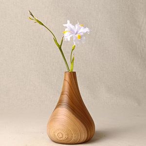 Jarrón de flores de madera natural de gran calidad a un precio razonable para la decoración del hogar con conciencia ecológica, con madera dura y acabado liso. - Product Image 2