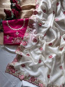 Sari de Georgette Candy Crush de la Mejor Calidad con Motivo Bordado - Colección de Blusas con Bordes de Cordón Zari y Zarkan - Proveedor Indio - Product Image 5