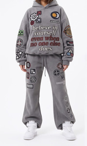 Conjunto de chándal con capucha para mujer, estilo streetwear, sudadera y pantalones largos, corte holgado, ropa de invierno, chándal oversize con pantalones acampanados. - Product Image 4