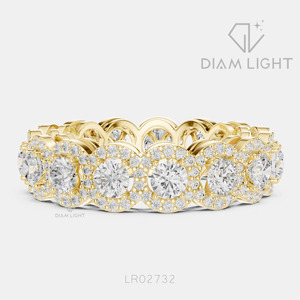 Bague de fiançailles de luxe en or blanc 14 carats avec diamant de laboratoire certifié IGI 3,203 carats, taille ronde, F+ VS+, pavé - Product Image 5