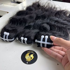 Precio superior Onda natural sin procesar Cabello humano ondulado natural vietnamita Mejor precio Paquetes de cabello humano alineados con cutícula - Product Image 1