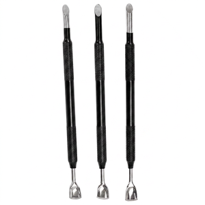 Pousse-cuticules double tête TEEJAY couleur noire, accessoires pour salon de manucure, pousse-cuticules russe disponible. - Product Image 1