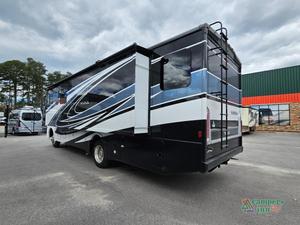 Autocaravana de lujo Winnebago Vista 33K de alta calidad, recién llegada, impecable y lista para la venta - Product Image 6